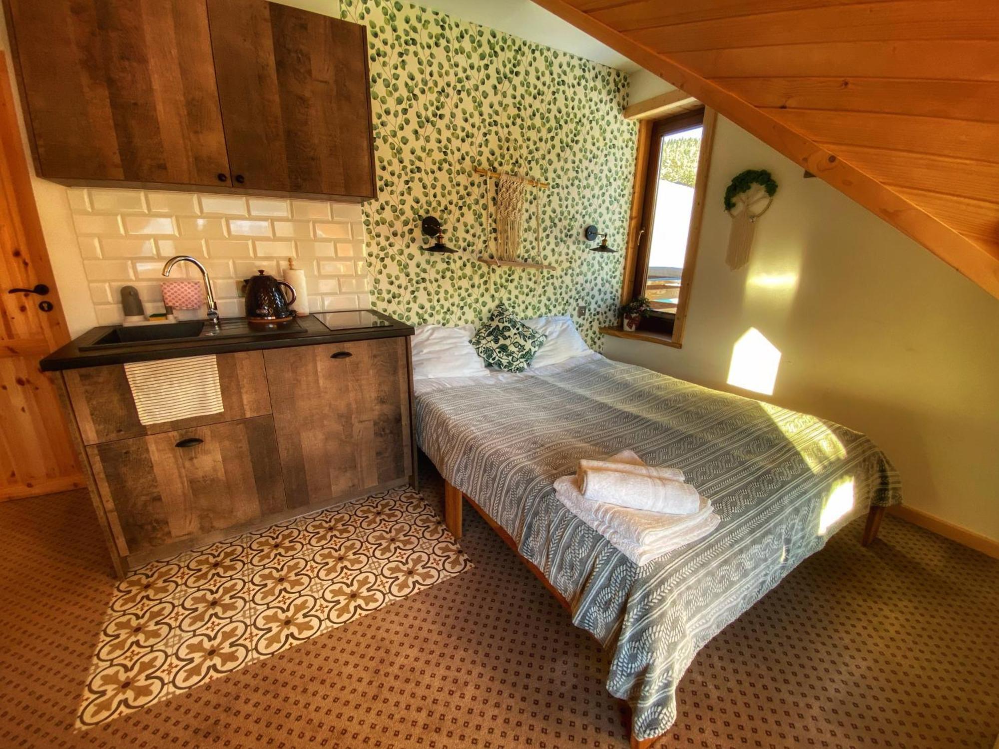 Dziejba Lesna Apartamenty &Spa - Piekne I Nowe Apartamenty I Domek, Sauna I Jacuzzi - W Cenie I Na Wylacznosc, 1 Km Od Stoku 야보르키 객실 사진